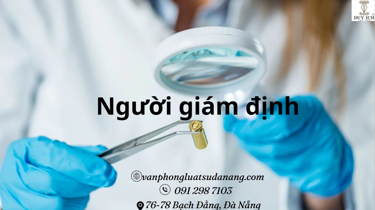 Người giám định